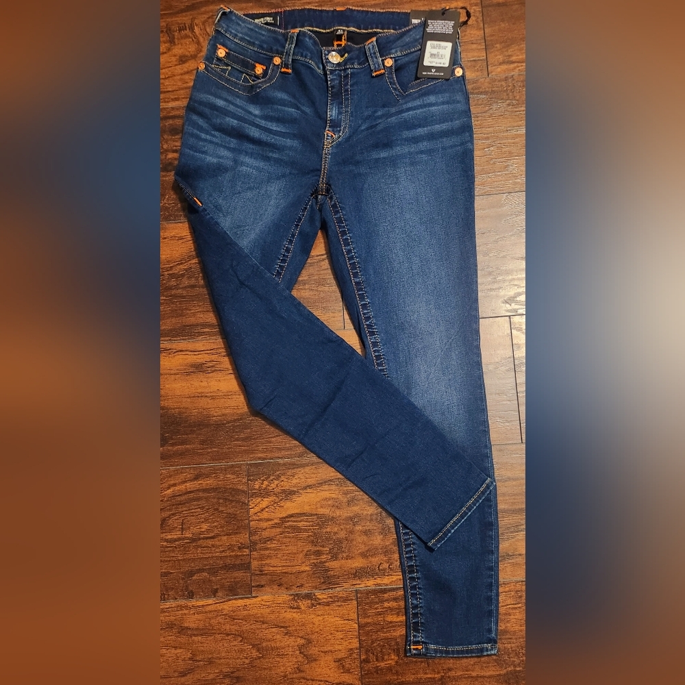 JENNIE MID RISE CURVY SKINNY JEAN